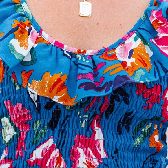 Vici Collection Blouse- only worn once - Picture 3 of 3